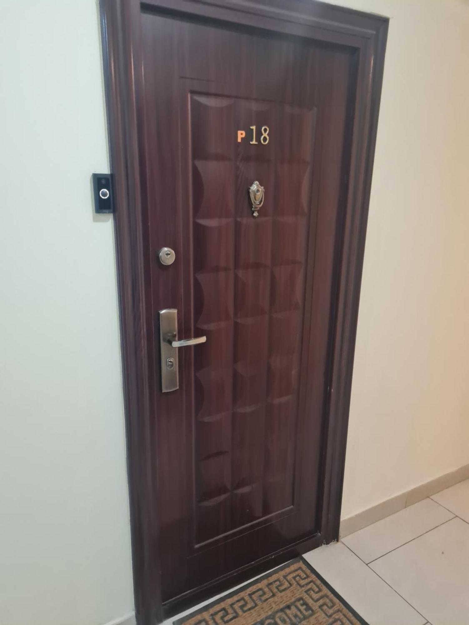Luxury 1 Bedroom Apartment Roşu Екстериор снимка